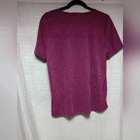 Green Envelope Ladies crew  neck t shirt. Size L - Picture 2 of 5